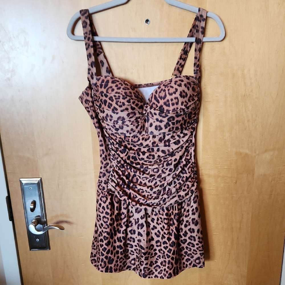 Leopard Print Women's One Piece Swimsuit